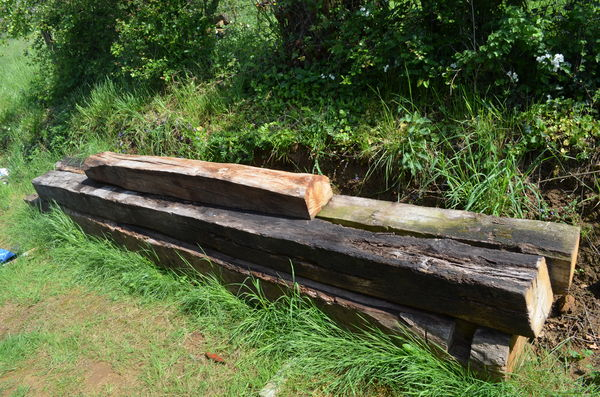 Poutre Chene Occasion serapportantà Traverse De Chemin De Fer Pas Cher