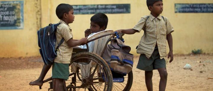 Puisque C'Est La Rentrée Scolaire, Ce Soir, La Chaîne serapportantà Les Chemins De L École France 5