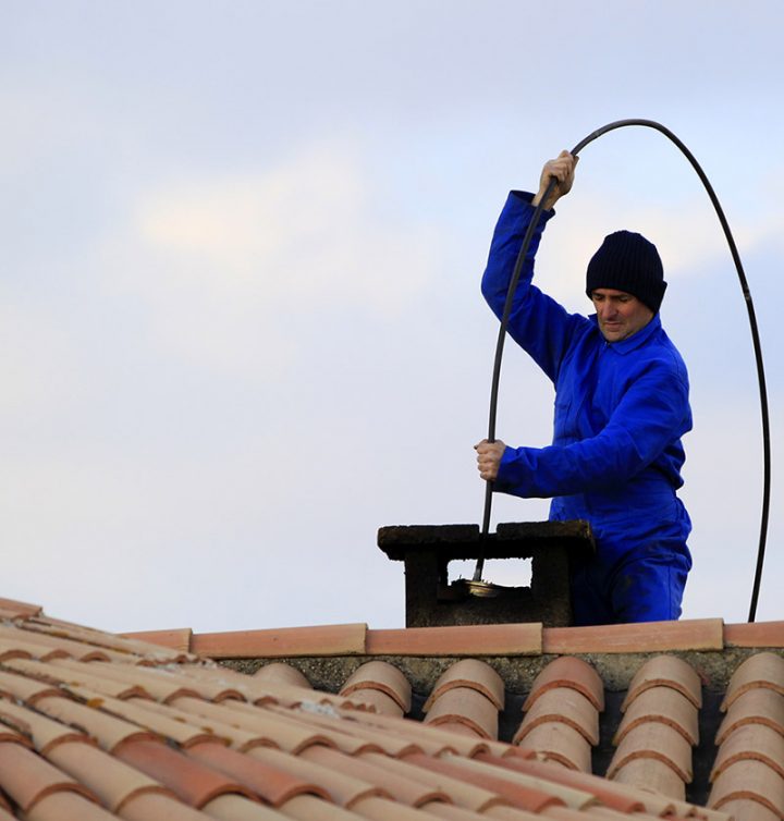 Ramonage De Cheminée Et Travaux De Toiture À Ussel encequiconcerne Ramonage De Cheminée Et Assurance