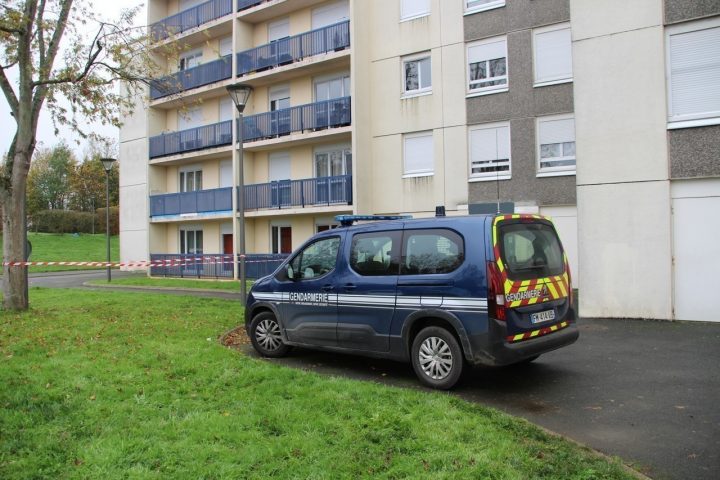 Sarthe. Un Homme Grièvement Blessé Dans L'Incendie De Son concernant Legislation Sur Les Cheminées Fumées Du Voisin