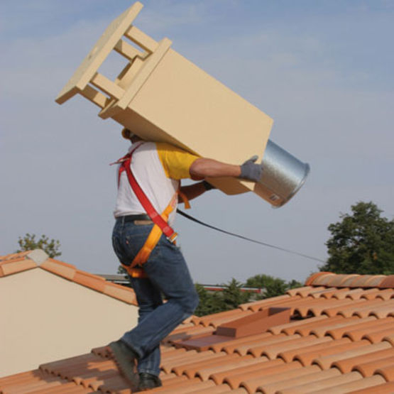 Sortie De Toit Métallique Équipée D'Un Conduit encequiconcerne Conduit De Cheminée Extérieur