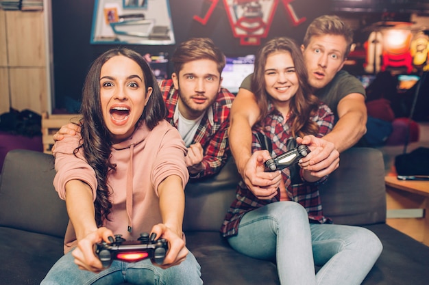 frauen spielen mit dir frauen spielen mit dir
