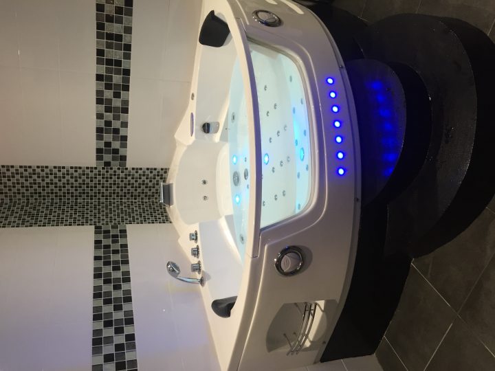 Appart Spa Romantique Jacuzzi,Sauna – Apartments For Rent In destiné Airbnb Lyon Jacuzzi Appart Spa Romantique Jacuzzi,Sauna – Apartments For Rent In destiné Airbnb Lyon Jacuzzi