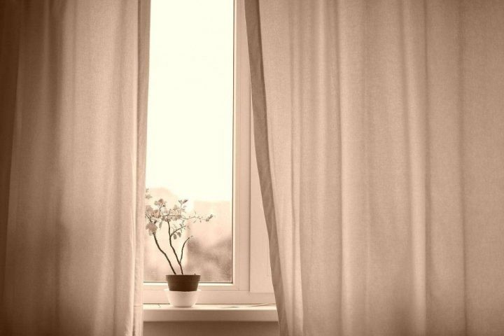 Astuce Ménage : Comment Blanchir Des Voilages ? | Voilage destiné Rallonger Un Voilage Astuce Ménage : Comment Blanchir Des Voilages ? | Voilage destiné Rallonger Un Voilage