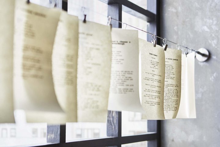 Barre, Rail, Câble : Choisir Et Poser Une Tringle À Rideau tout Rideau Sous Plan De Travail