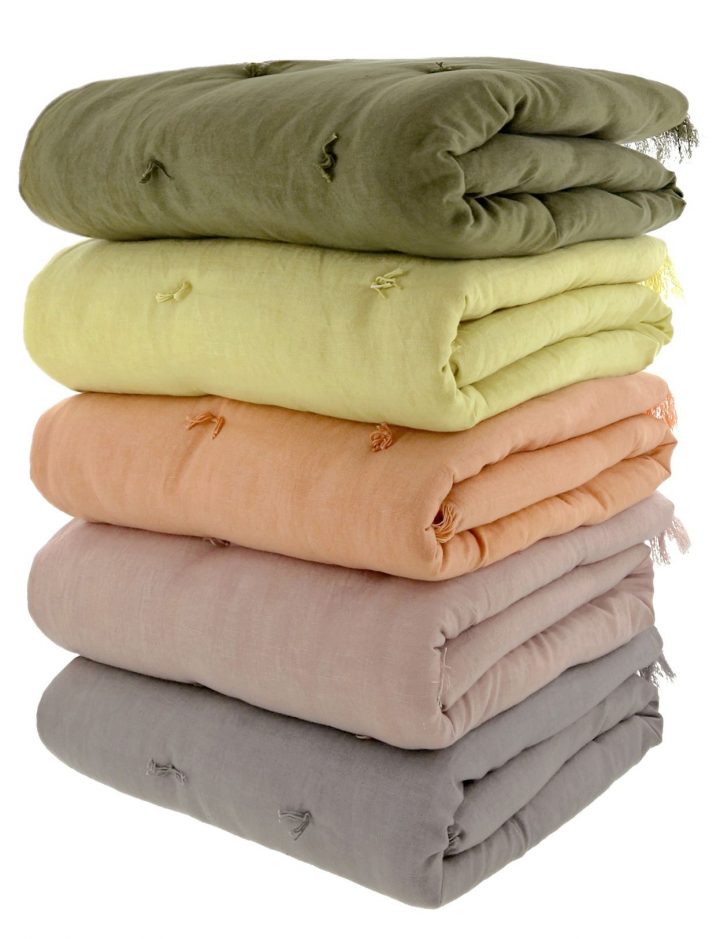 Bouchara – Boutis Pastels | Linge De Lit, Decoration, Lit à Boutis Bouchara