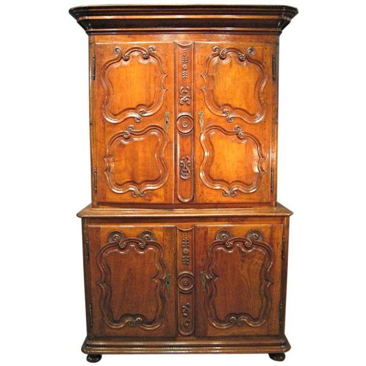 Buffet Deux Corps D'Occasion | Plus Que 2 À -75% intérieur Buffet Bas Ancien Le Bon Coin