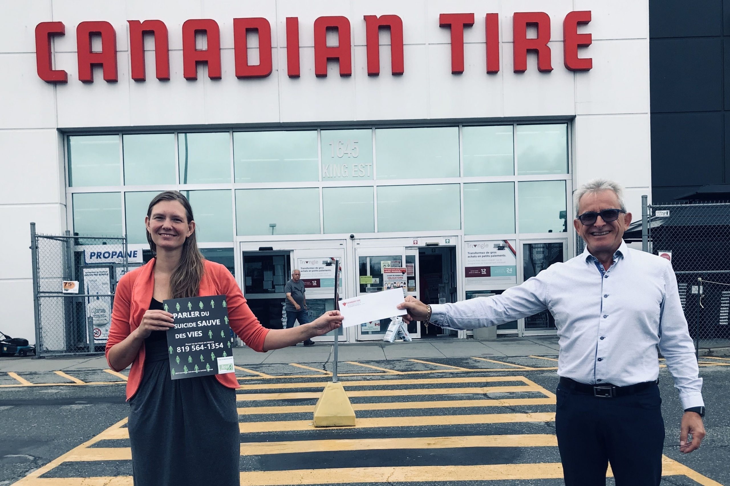 Canadian Tire Corporation, Limited  Covid19 concernant Chaise De