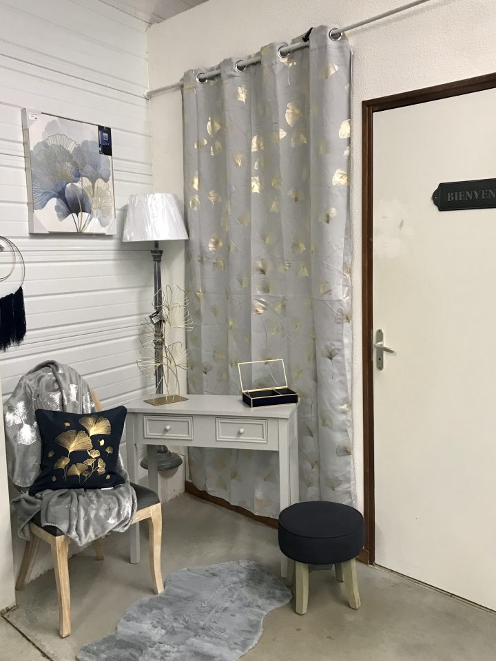 Centrakor Cosne Sur Loire 58200 dedans Rideau De Porte Centrakor