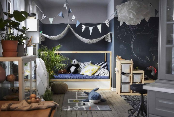 Choisir Le Lit Kura Ikea Pour Une Chambre D'Enfant serapportantà Rideaux Chambre Bébé Ikea