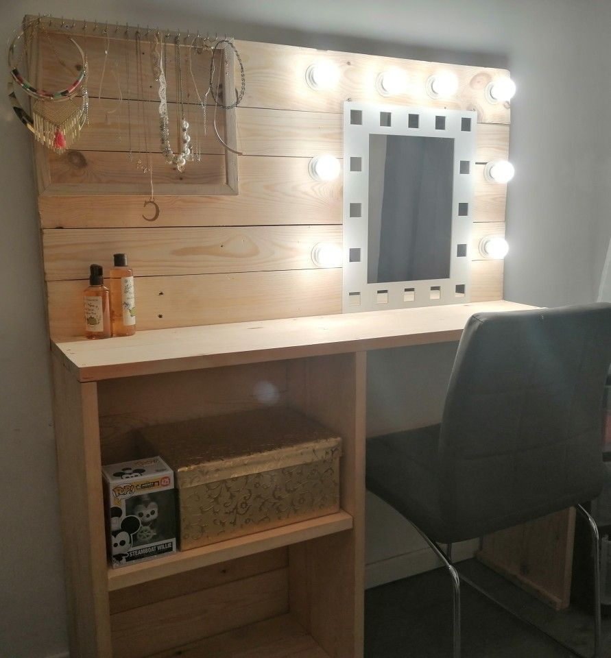 Coiffeuse En Palette