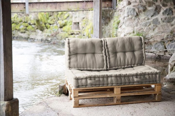 Coussin Pour Palette : Notre Sélection Inspirée Pour Trouver Le avec Mousse Pour Canapé Castorama Coussin Pour Palette : Notre Sélection Inspirée Pour Trouver Le avec Mousse Pour Canapé Castorama