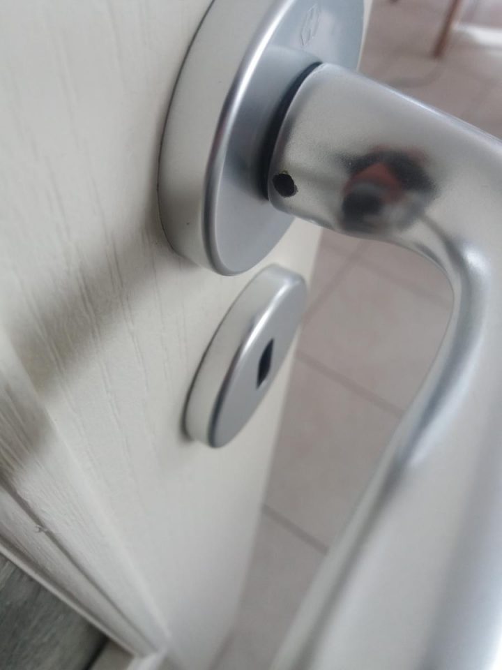 Démontage Impossible De Poignée De Porte Intérieure tout Poignée De Porte Indemontable Démontage Impossible De Poignée De Porte Intérieure tout Poignée De Porte Indemontable