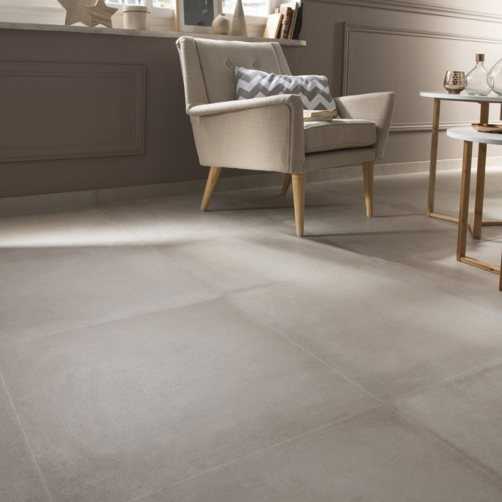 Du Carrelage Beige Pour Un Bel Effet | Leroy Merlin encequiconcerne Carrelage Imitation Jonc De Mer