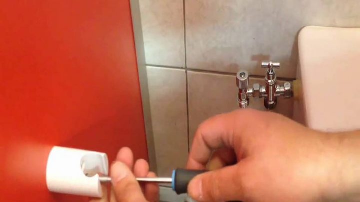 Installation D'Un Kit Hygiène Et Kit Hygiène Luxe Quickplomberie dedans Douchette Toilette Castorama