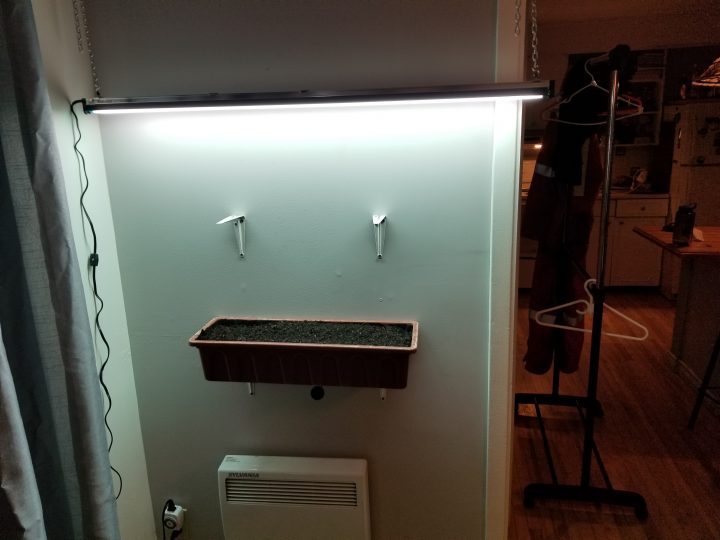 Jardinage En Appart – Jardinage – Le Peuplier destiné Mini Serre Intérieur Canac Jardinage En Appart – Jardinage – Le Peuplier destiné Mini Serre Intérieur Canac