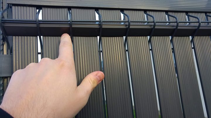 Kit Occultation Pour Grillage Boomla (Castorama) encequiconcerne Grillage Rigide Castorama