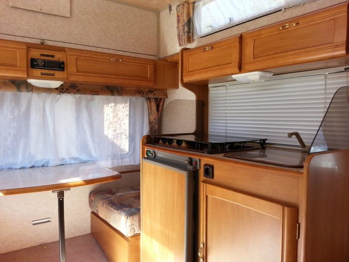 Lacaravane – Caravane Rapido Club 32 intérieur Caravane Rapido Club 30 Occasion Lacaravane – Caravane Rapido Club 32 intérieur Caravane Rapido Club 30 Occasion