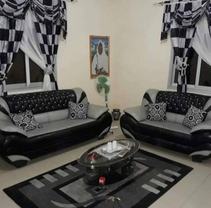 Salon 7 Places À Dakar avec Salon 7 Places Dakar