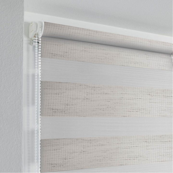 Store Enrouleur Jour Et Nuit Traits Horizontaux Effet Chiné concernant Panneau Japonais Gifi Store Enrouleur Jour Et Nuit Traits Horizontaux Effet Chiné concernant Panneau Japonais Gifi