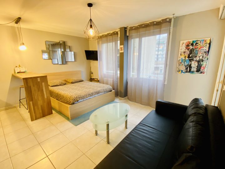 Studio Love Room Jacuzzi Privatif Prado Vélodrome. – Airbnb pour Airbnb Jacuzzi Privatif Marseille Studio Love Room Jacuzzi Privatif Prado Vélodrome. – Airbnb pour Airbnb Jacuzzi Privatif Marseille