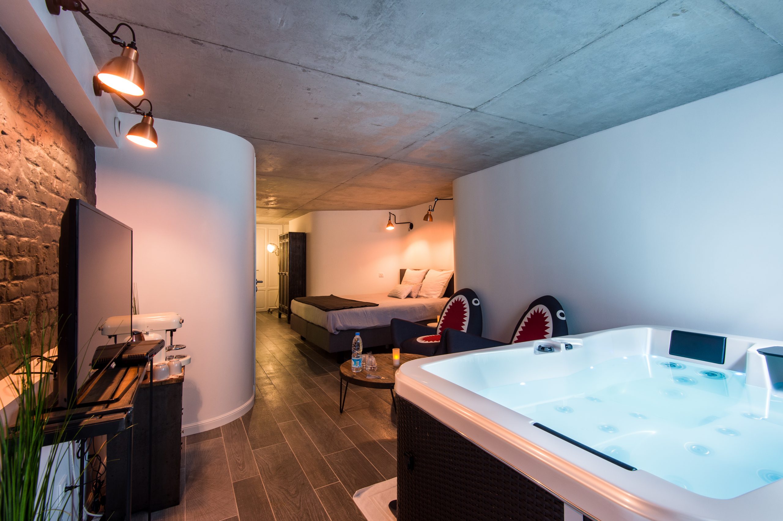 Suite Avec Spa Jacuzzi Privatif 2 - Bed &amp; Breakfasts Zur dedans Airbnb Spa Lille