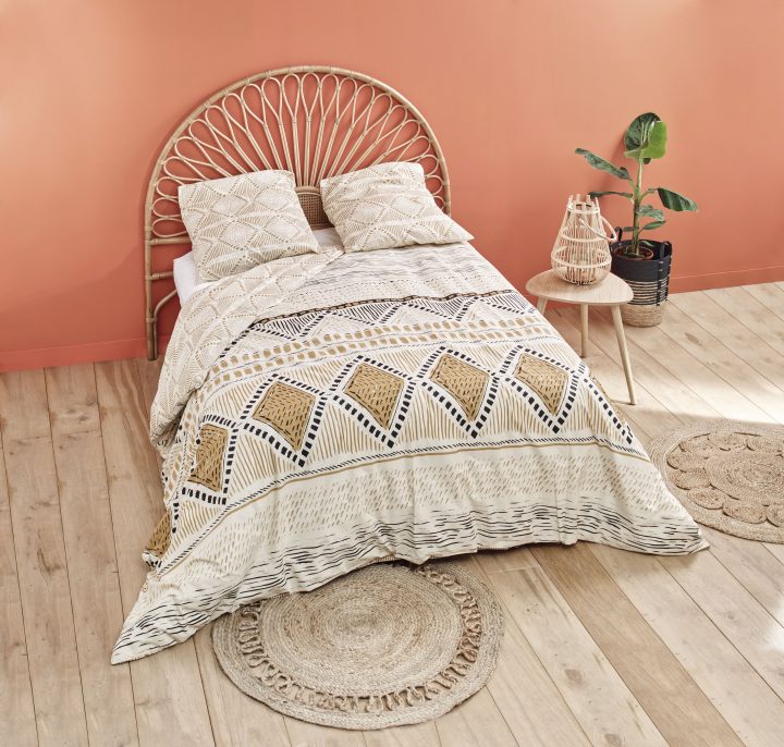 Tête De Lit Rotin Et Parure De Lit → Centrakor | Parure De serapportantà Rideaux Fils Centrakor Tête De Lit Rotin Et Parure De Lit → Centrakor | Parure De serapportantà Rideaux Fils Centrakor