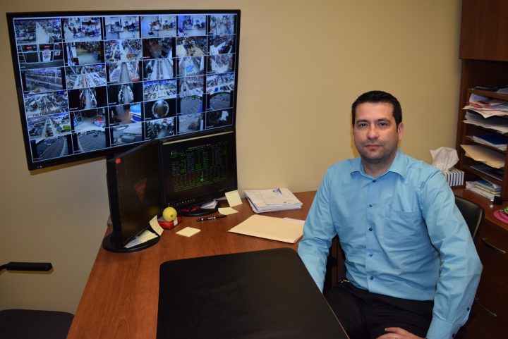 Vols À L'Étalage : Le Cauchemar Des Commerçants – L'Express destiné Bureau Ordinateur Canadian Tire