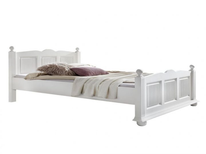 15 Adorable Matelas Double Ikea Di 2020 | Minimalis destiné Ikea Bout De Lit