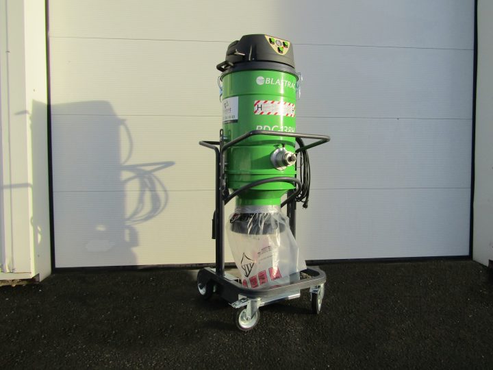 Agirent | Location D'Aspirateurs The, À Filtration Absolue serapportantà Aspirateur Amiante Location