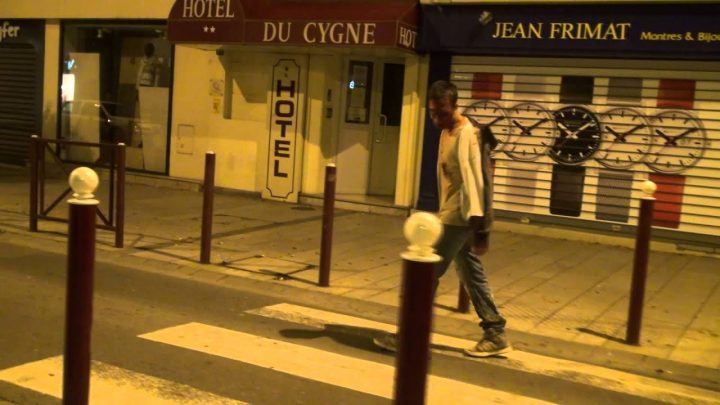 Caméra Cachée Halloween 2015 – Ressonsprod À Beauvais encequiconcerne Camera Cachee Hotel