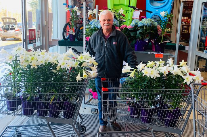 Canadian Tire Corporation, Limited – Covid-19 intérieur Serre Intérieur Canadian Tire Canadian Tire Corporation, Limited – Covid-19 intérieur Serre Intérieur Canadian Tire