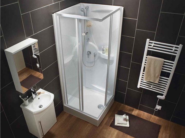 Comment Choisir Sa Cabine De Douche ? | Leroy Merlin destiné Receveur De Douche Quart De Rond 70X70