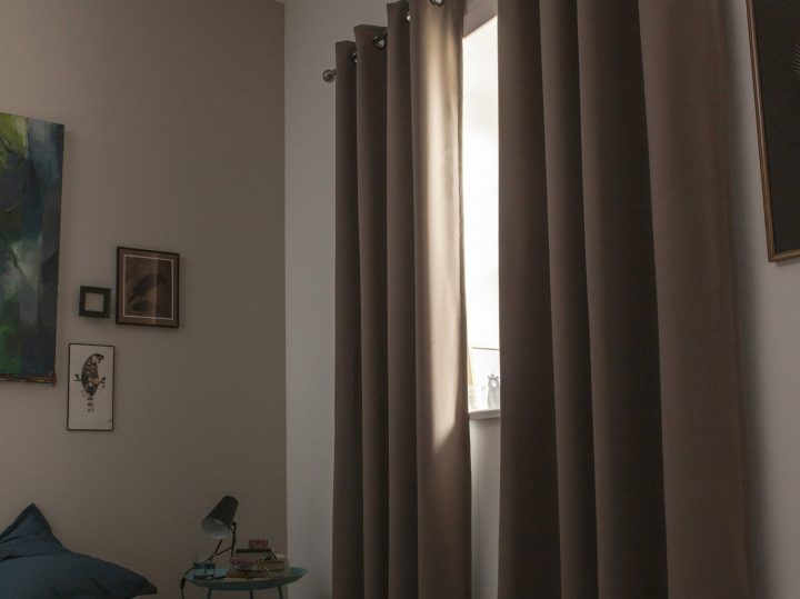 Comment Choisir Un Rideau Isolant Thermique Ou Phonique serapportantà Rideau Thermique Leroy Merlin