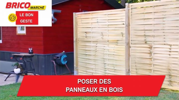 Comment Poser Des Panneaux En Bois ? (Bricomarché) dedans Plaque Béton Clôture Bricomarche