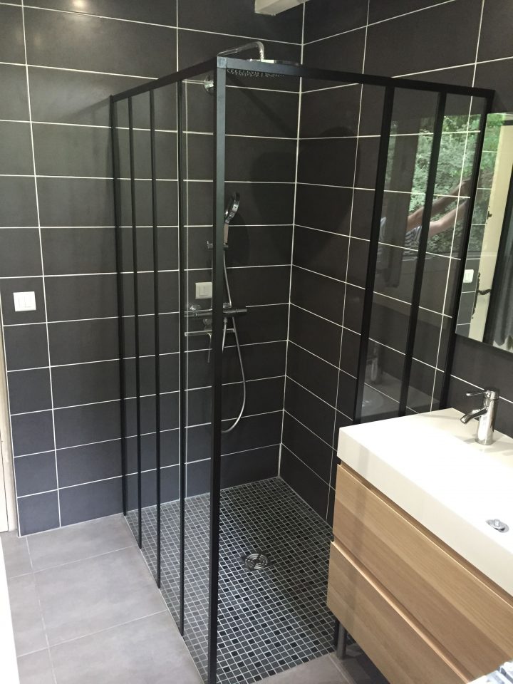 Douche À L'Italienne Avec Installation D'Une Paroi De Douche dedans Porte De Douche 60 Cm Castorama