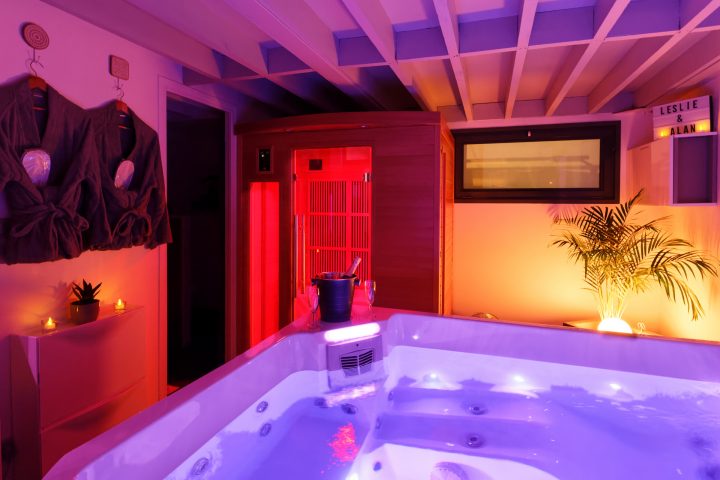 ♥️ Romance Spa Loft De Luxe Avec Jacuzzi Sauna – Lofts Zur à Airbnb Lille Avec Jacuzzi
