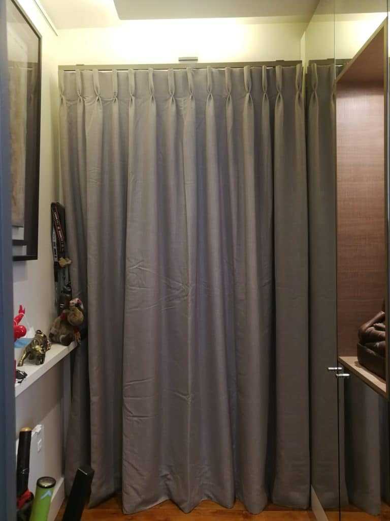 Etoféa La Confection D'Un Rideau Acoustique Pour Une Porte D destiné Rideau Thermique Porte D'Entrée