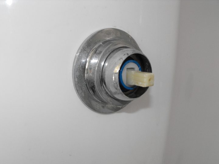 Probleme Cabine De Douche avec Changer Cartouche Douche