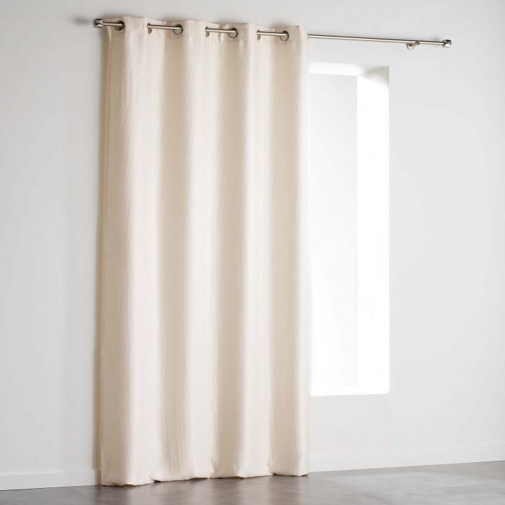 Rideau À Œillets Occultant Naturel Velours Frappé Paleo encequiconcerne Rideau Perle Bois Gifi