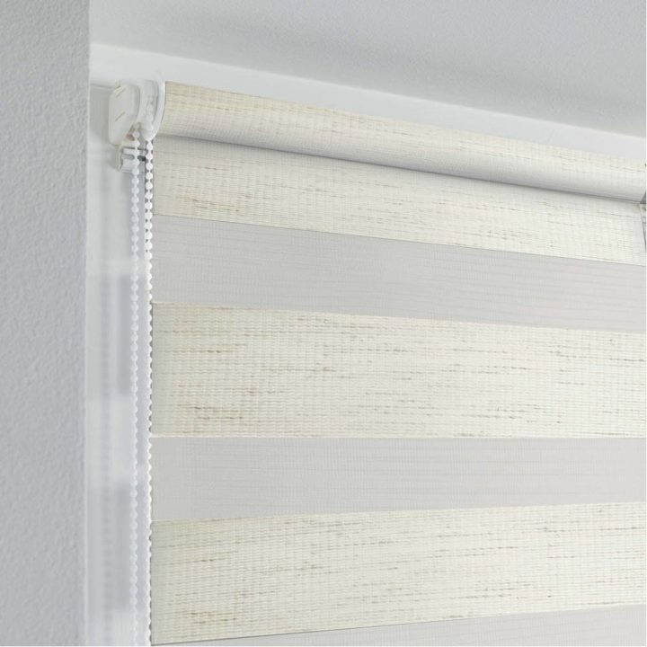 Store Enrouleur Jour Et Nuit Traits Horizontaux Effet Chiné dedans Rideau Bambou Gifi