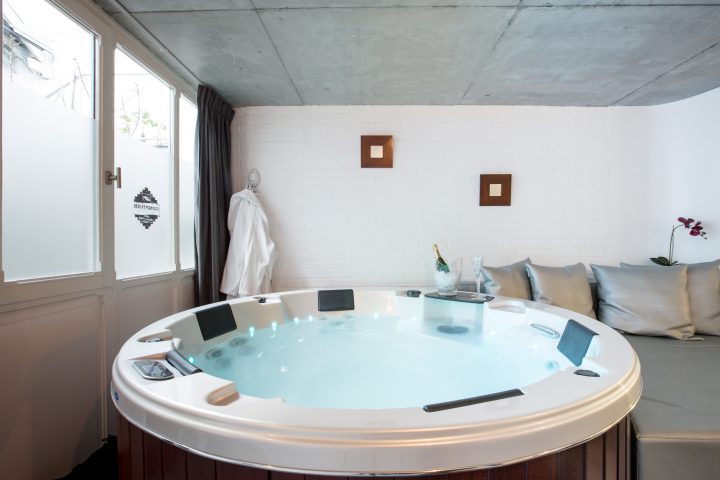 Suite Avec Spa Jacuzzi Privatif 1 – Bed & Breakfasts Zur dedans Airbnb Spa Privatif Lille