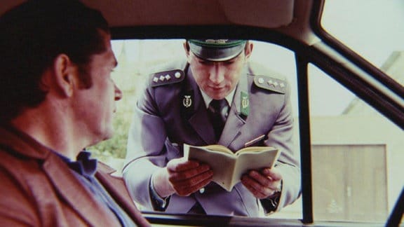guten tag passkontrolle der ddr