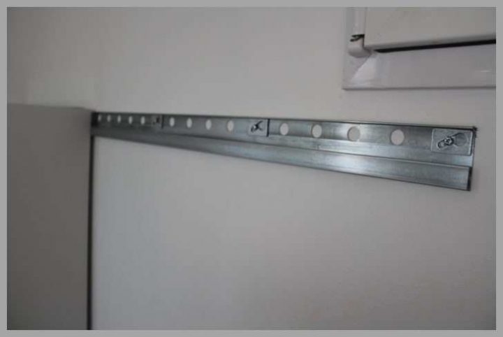 mural fixation meuble haut cuisine