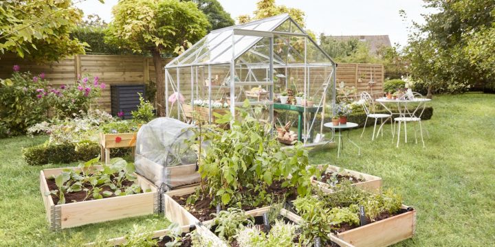 10 Serres De Jardin Pour Réussir Ses Cultures – Marie Claire à Serre Jardin Castorama