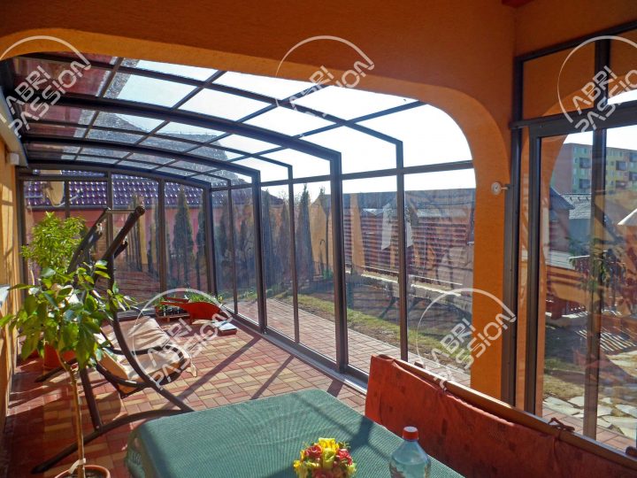 Abri De Terrasse Rétractable – Simple Et Design – Abri Passion serapportantà Abri Terrasse Retractable