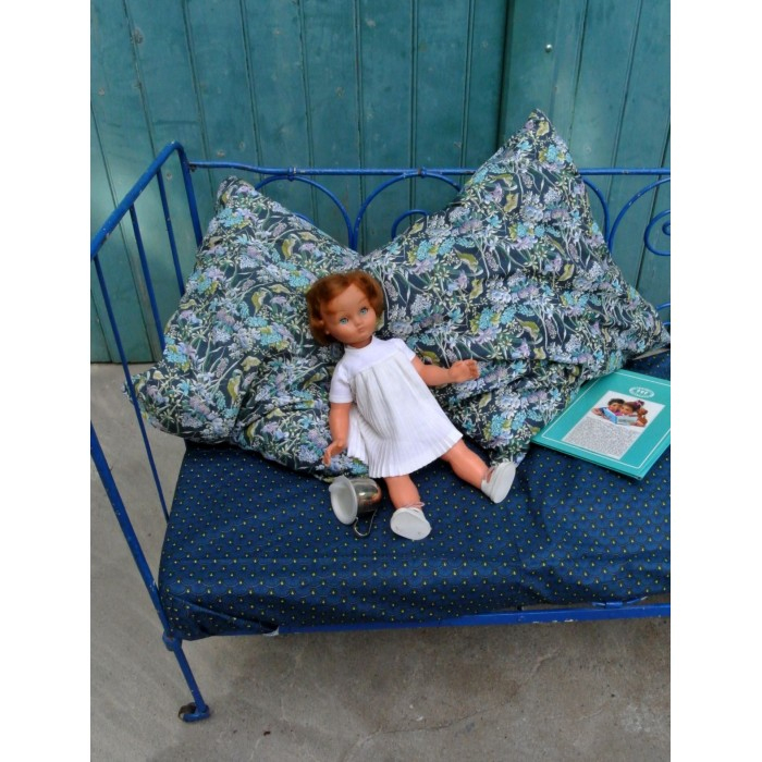 Banquette Ancienne – Lit D'Enfant En Fer Forgé – Le Palais dedans Lit Banquette Fer Forgé Banquette Ancienne – Lit D'Enfant En Fer Forgé – Le Palais dedans Lit Banquette Fer Forgé