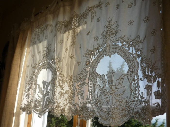 Cantonnière – 70 Idées Pour Chaque Type D'Intérieur concernant Cantonnières Pour Rideaux Intérieurs Cantonnière – 70 Idées Pour Chaque Type D'Intérieur concernant Cantonnières Pour Rideaux Intérieurs