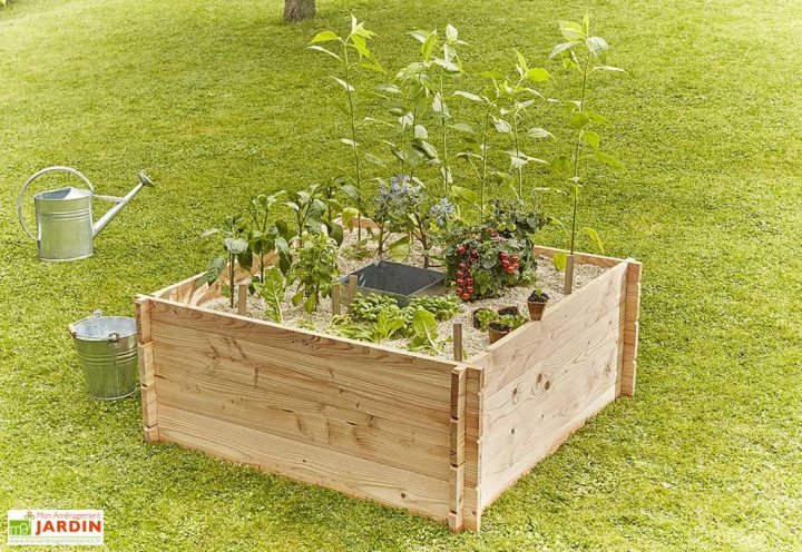 Carré Potager En Bois Avec Composteur Keyhole Garden 119,5 pour Carré Potager En Noisetier Tressé