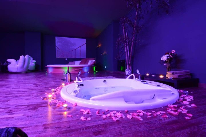 Chambres Avec Spa Et Jacuzzi Privatif En Nouvelle pour Hotels Avec Jacuzzi Privatif Lorraine Chambres Avec Spa Et Jacuzzi Privatif En Nouvelle pour Hotels Avec Jacuzzi Privatif Lorraine